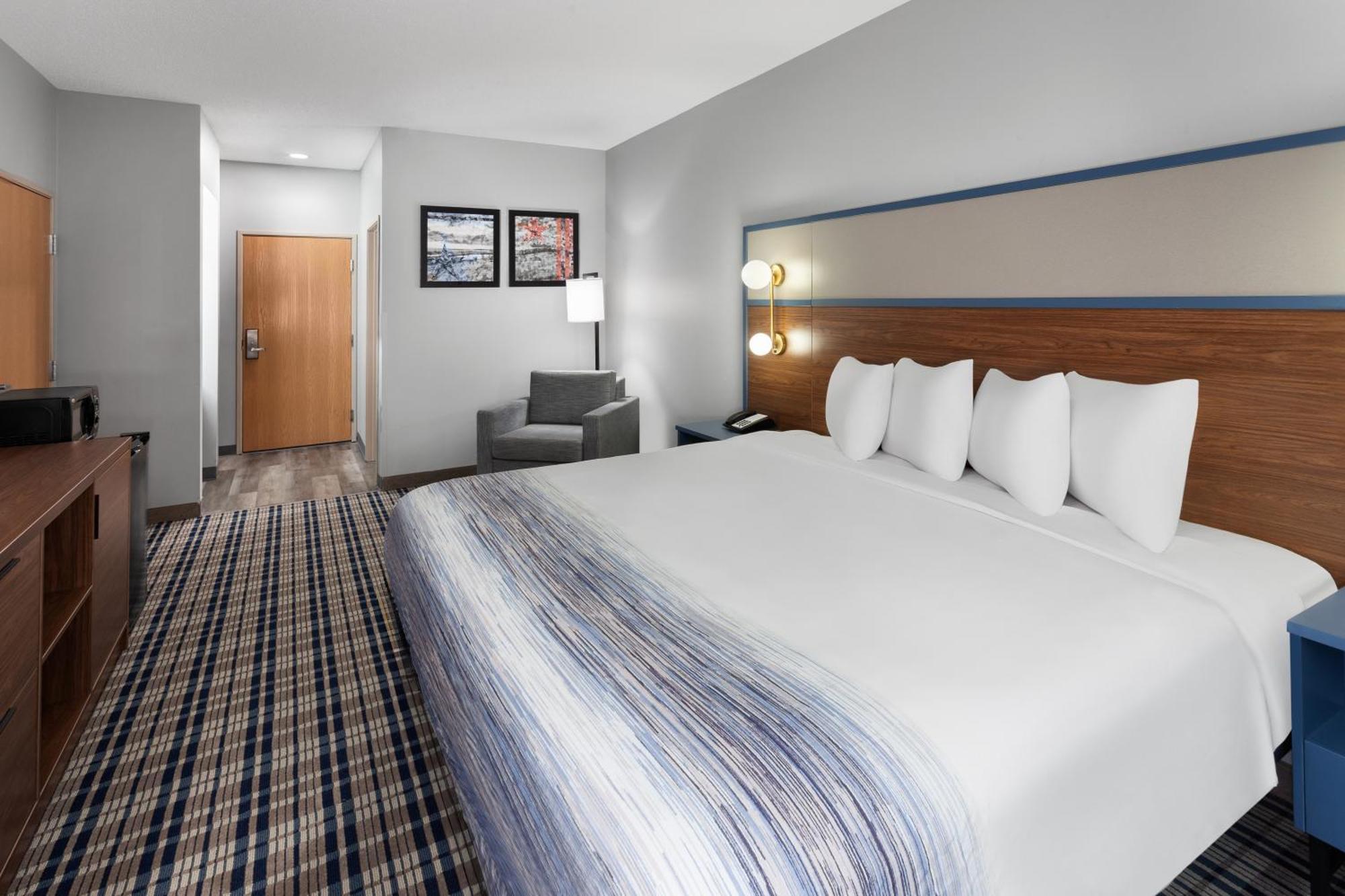 Americinn By Wyndham Eagle River Downtown Экстерьер фото