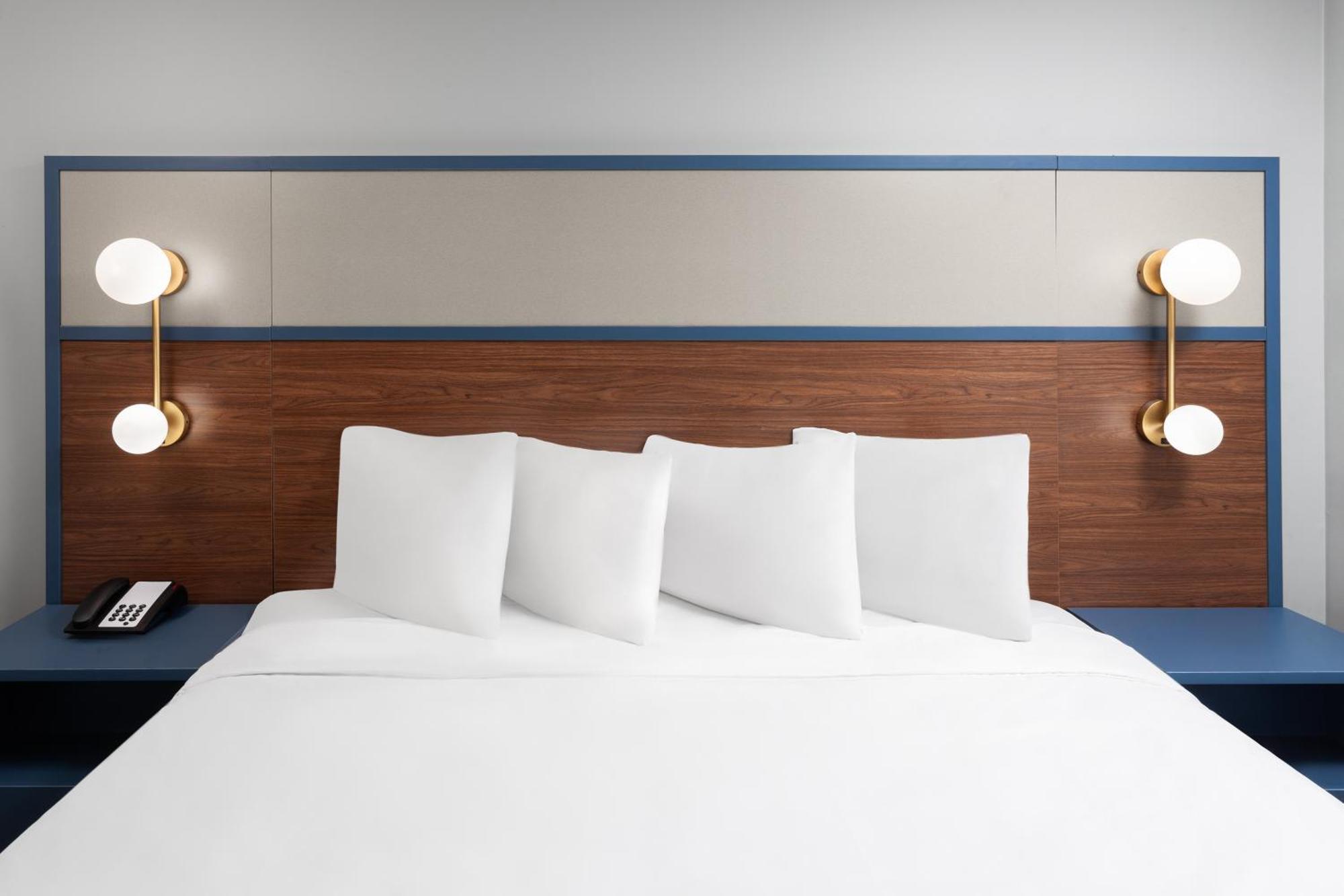 Americinn By Wyndham Eagle River Downtown Экстерьер фото
