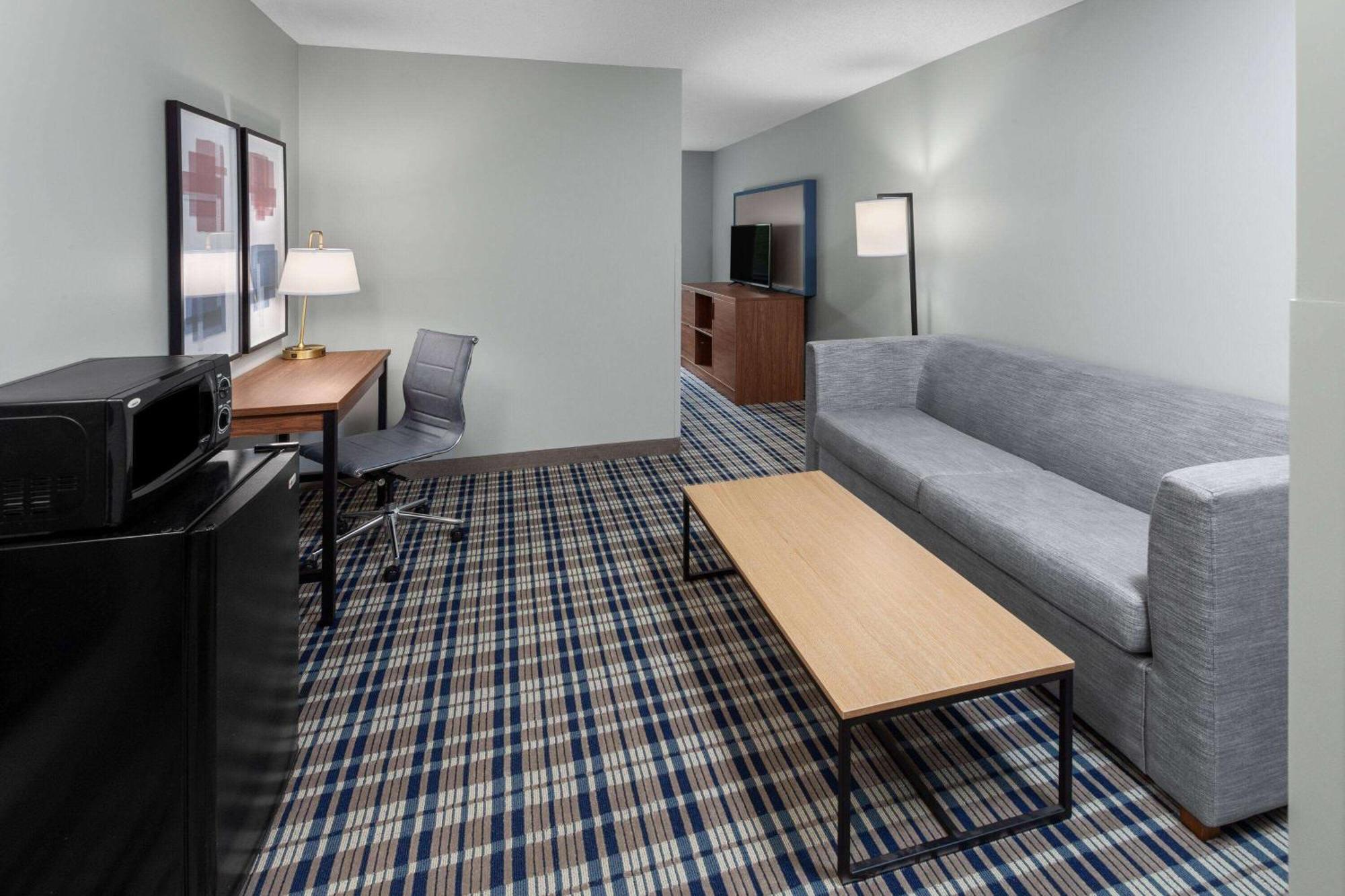 Americinn By Wyndham Eagle River Downtown Экстерьер фото