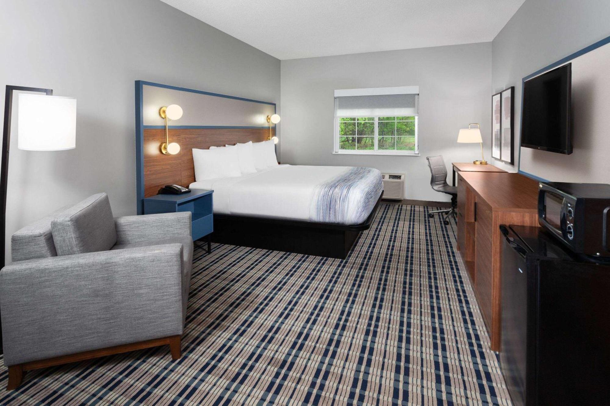 Americinn By Wyndham Eagle River Downtown Экстерьер фото
